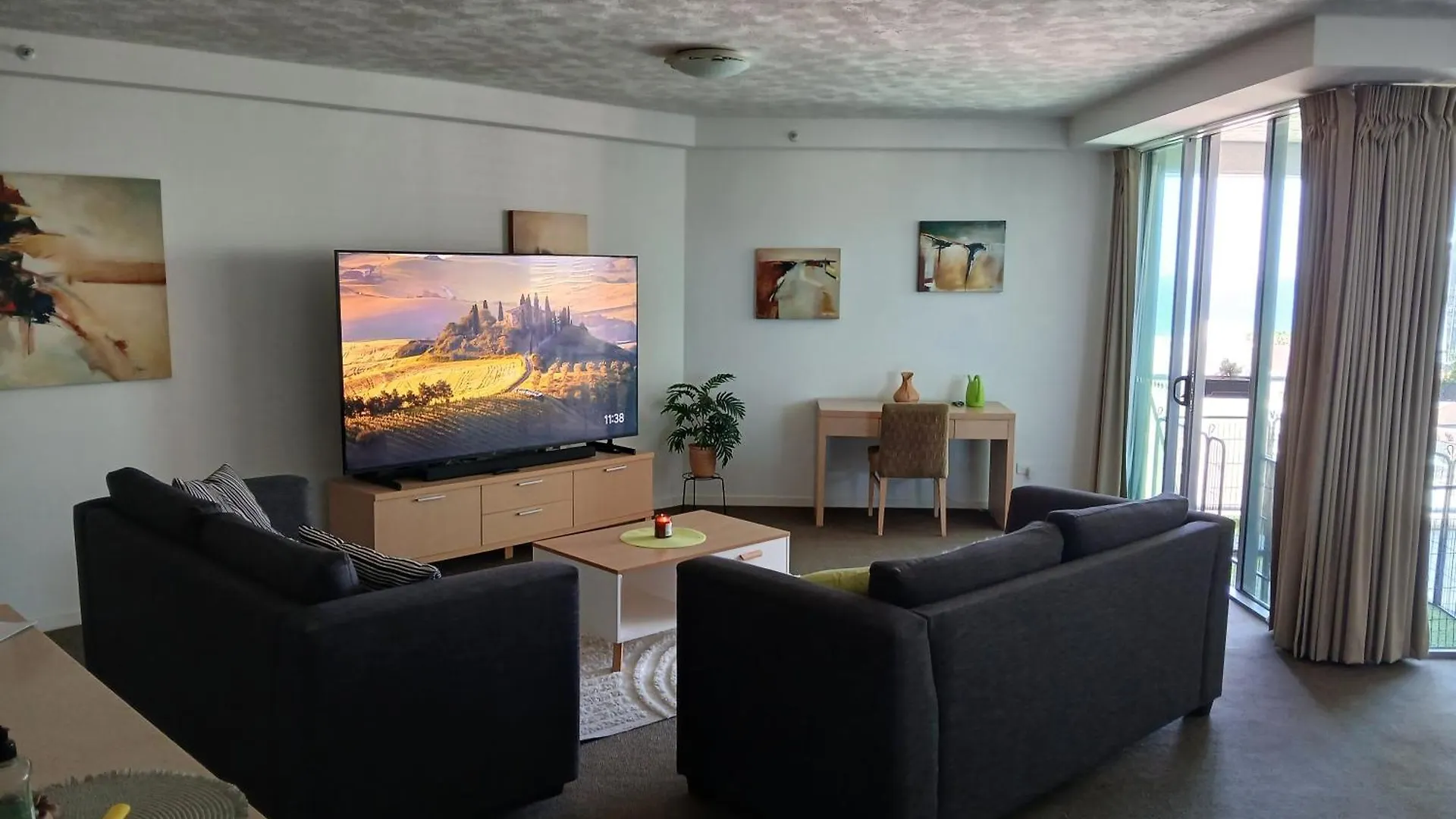 Wings 2 Bedroom Apartment Gold Coast Australia