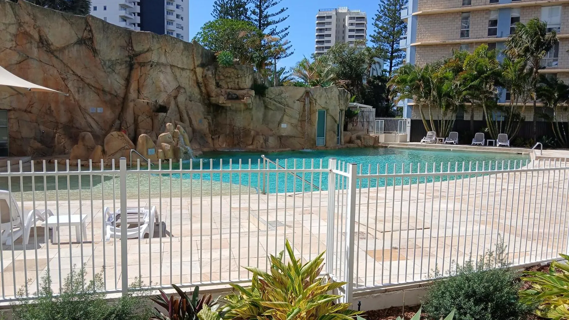 Wings 2 Bedroom Apartment Gold Coast